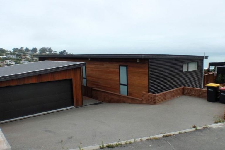 Photo of property in 6 Whiterock Lane, Richmond Hill, Christchurch, 8081