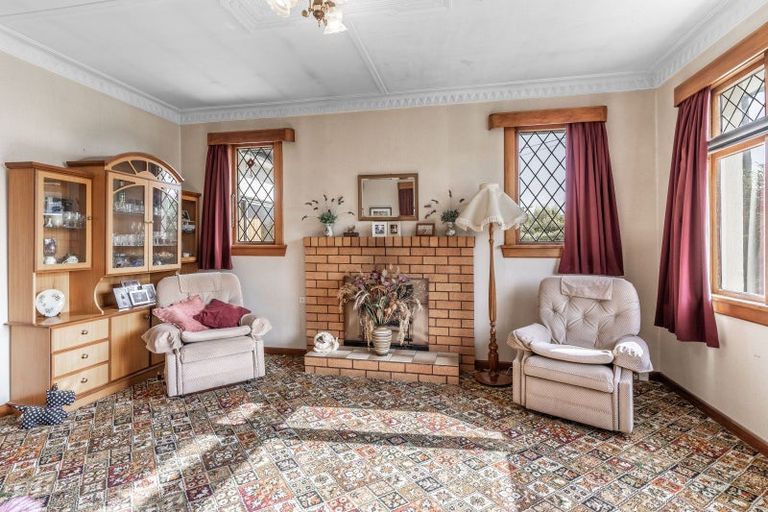 Photo of property in 21 Home Street, Winton, 9720