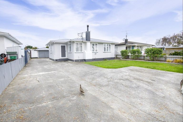 Photo of property in 16 Geddis Avenue, Maraenui, Napier, 4110