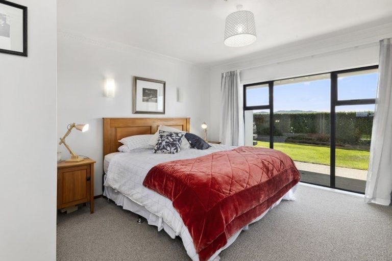 Photo of property in 54 Cliffs Road, Saint Clair, Dunedin, 9012