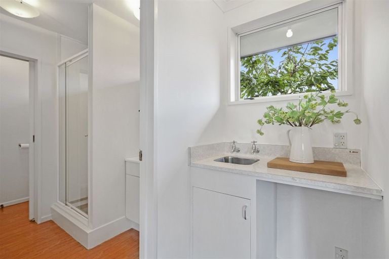 Photo of property in 9 Oakfield Street, Burnside, Christchurch, 8053