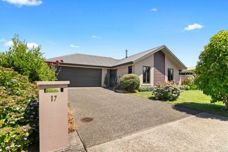 Photo of property in 17 Parker Street, Motueka, 7120