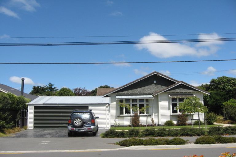 Photo of property in 110 Hawford Road, Opawa, Christchurch, 8023