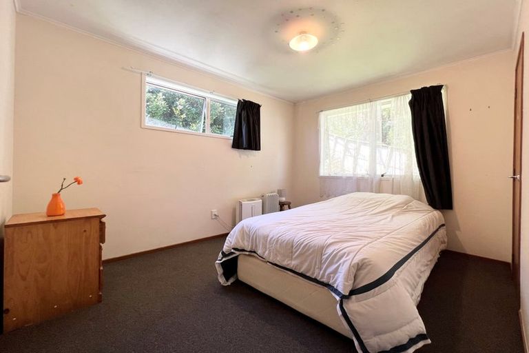 Photo of property in 80 Salamanca Road, Sunnynook, Auckland, 0620