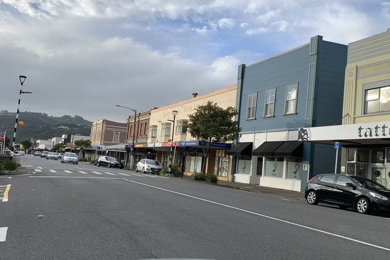 Photo of property in 249-251 Jackson Street, Petone, Lower Hutt, 5012