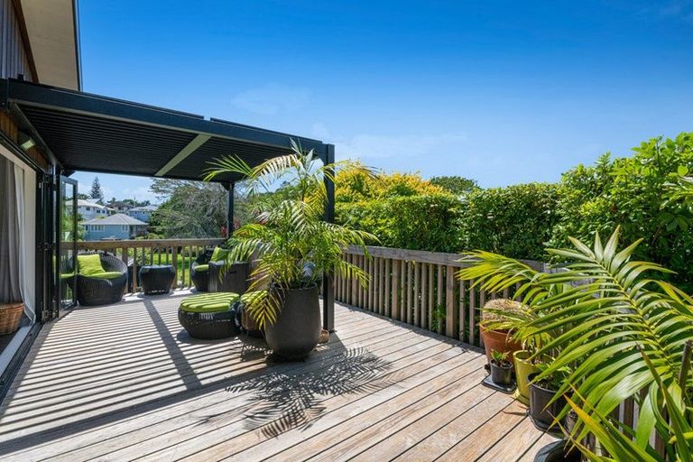 Photo of property in 3 Sundown Avenue, Manly, Whangaparaoa, 0930