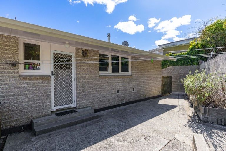 Photo of property in 29 Seaview Crescent, Picton, 7220