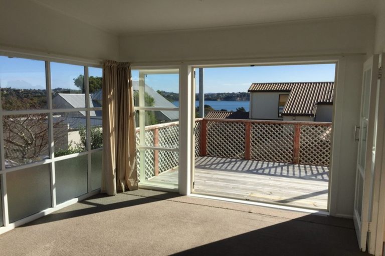 Photo of property in 952a Whangaparaoa Road, Manly, Whangaparaoa, 0930