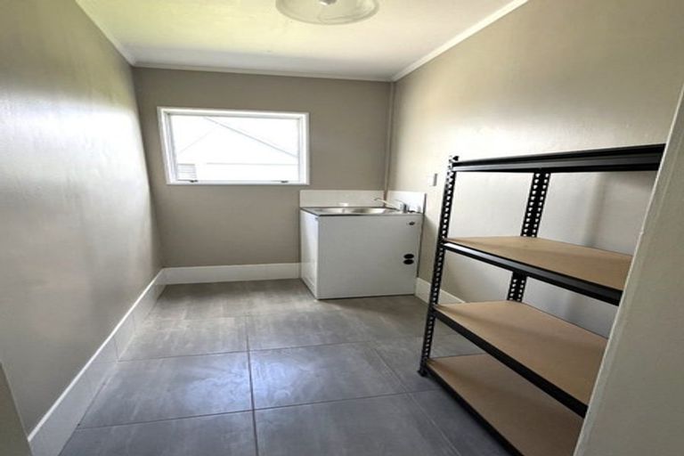 Photo of property in 20 Moore Crescent, Carterton, 5713