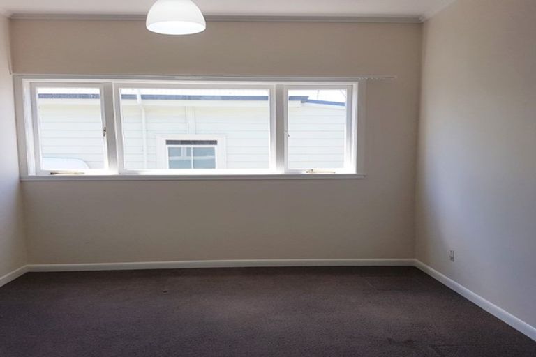 Photo of property in 1/12 Roslyn Terrace, Devonport, Auckland, 0624