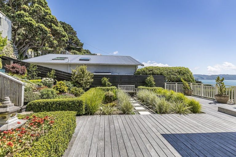 Photo of property in 139 Grafton Road, Roseneath, Wellington, 6011