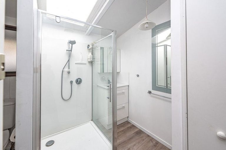 Photo of property in 12 Hipango Terrace, Durie Hill, Whanganui, 4500