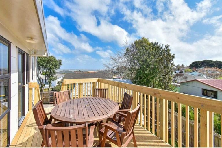 Photo of property in 153 Finlayson Avenue, Clendon Park, Auckland, 2103