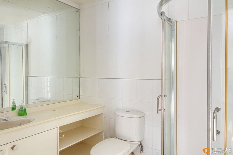 Photo of property in 2 Covina Place, Somerville, Auckland, 2014