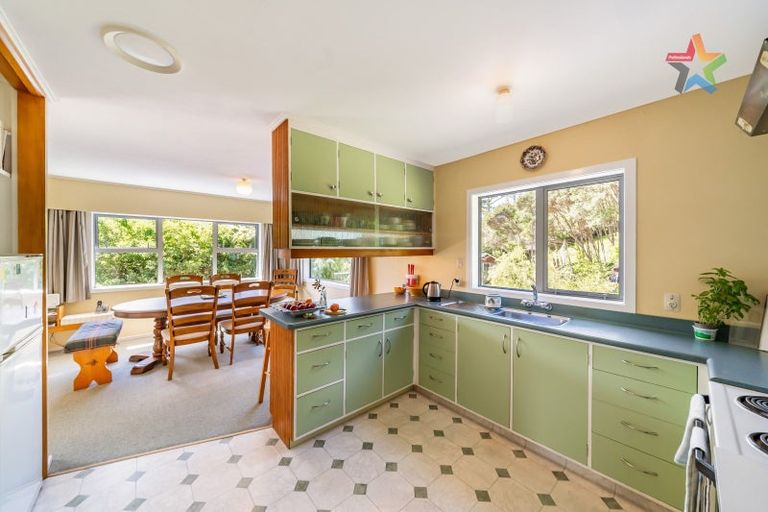 Photo of property in 1119 Coast Road, Wainuiomata Coast, Wainuiomata, 5373
