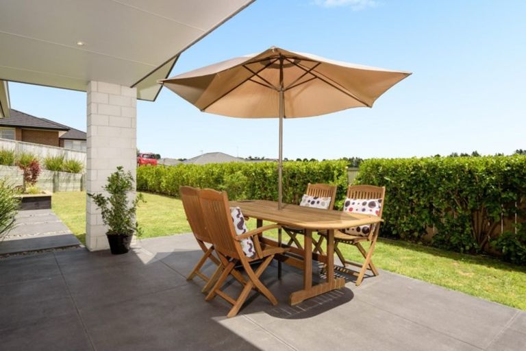 Photo of property in 111 Condor Drive, Pyes Pa, Tauranga, 3112