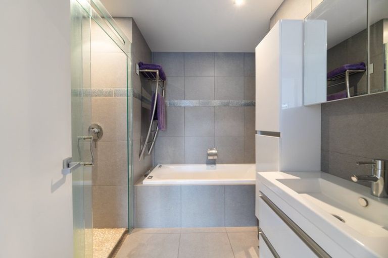 Photo of property in 73 Oceanview Road, Mount Maunganui, 3116