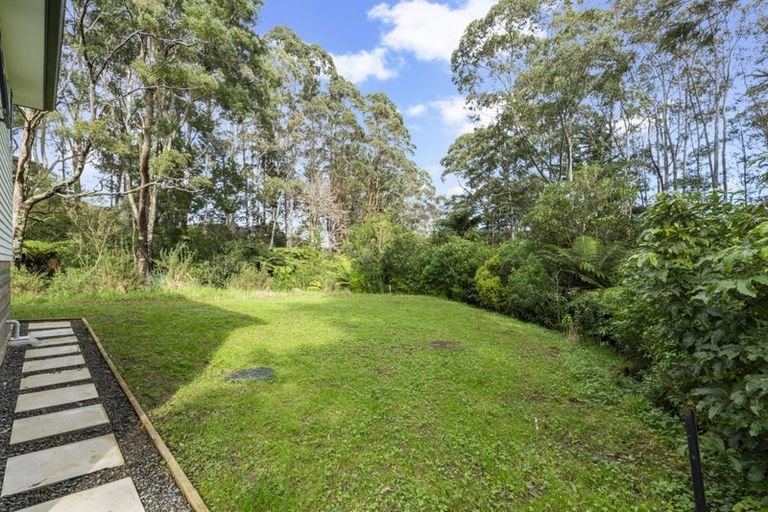 Photo of property in 12 Tagish Way, Orewa, 0931