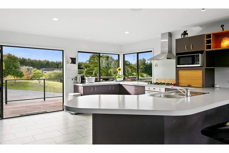 Photo of property in 4/864 Whangamata Road, Kinloch, Taupo, 3377