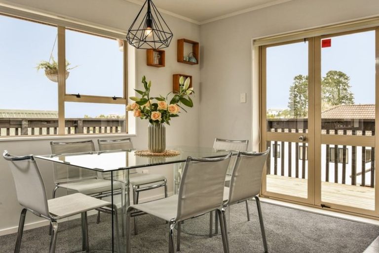 Photo of property in 253b Royal Road, Massey, Auckland, 0614