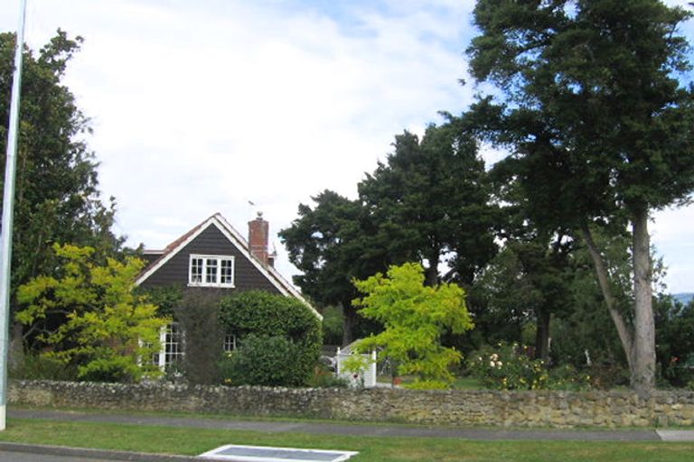 Photo of property in 71 Lane Street, Wallaceville, Upper Hutt, 5018