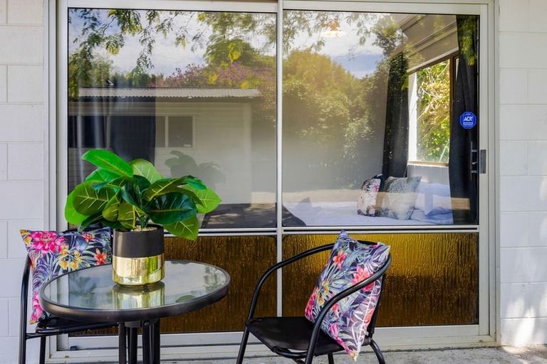 Photo of property in 86 Blake Street, Waitara, 4320