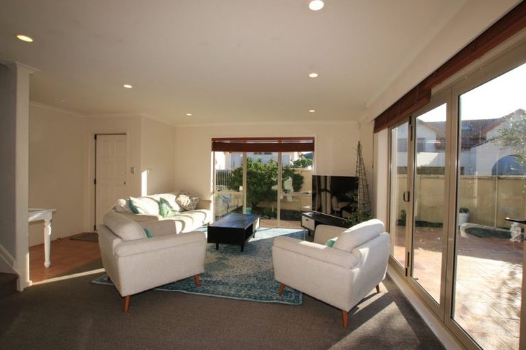 Photo of property in 4 Millennial Way, Orewa, 0931