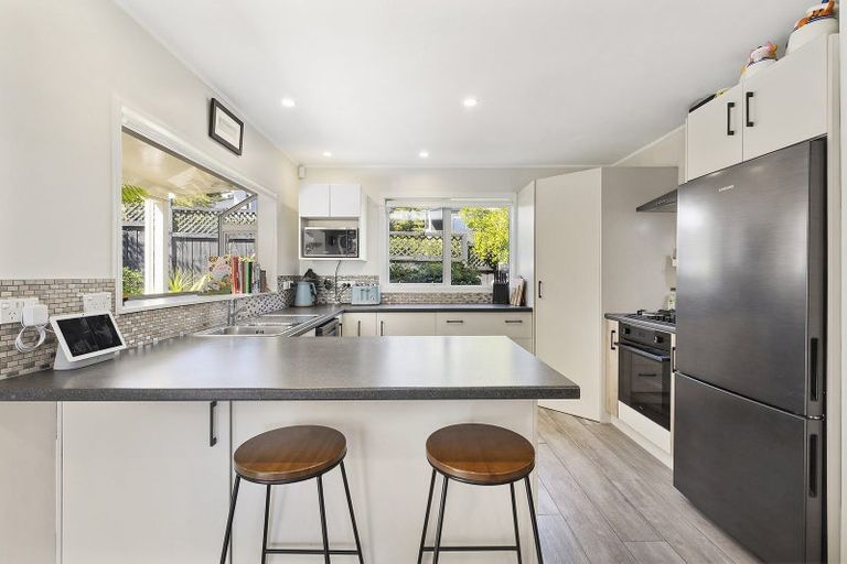 Photo of property in 68 Eskdale Road, Papakowhai, Porirua, 5024