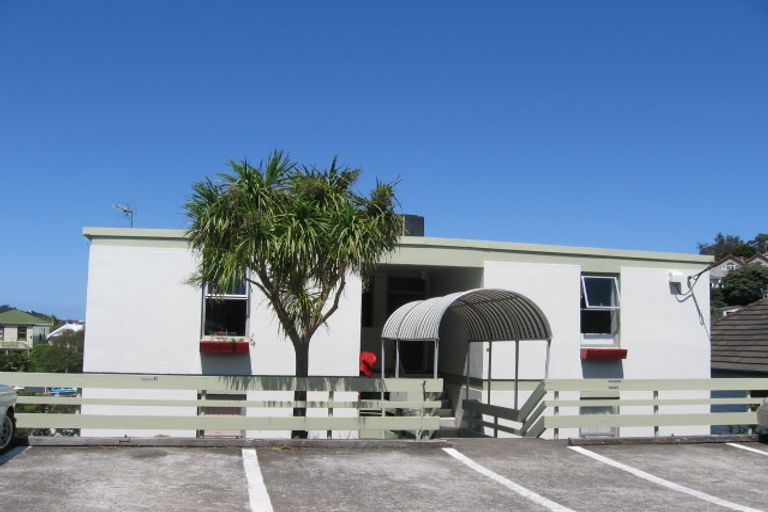 Photo of property in 1/12 Anderson Terrace, Mount Cook, Wellington, 6021