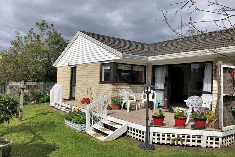 Photo of property in 16b Fairway Drive, Kerikeri, 0230