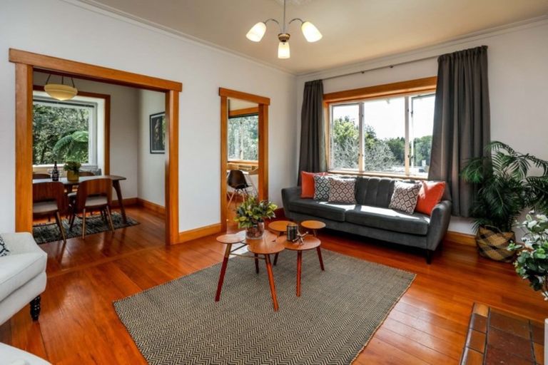Photo of property in 42 Carrington Street, Lower Vogeltown, New Plymouth, 4310