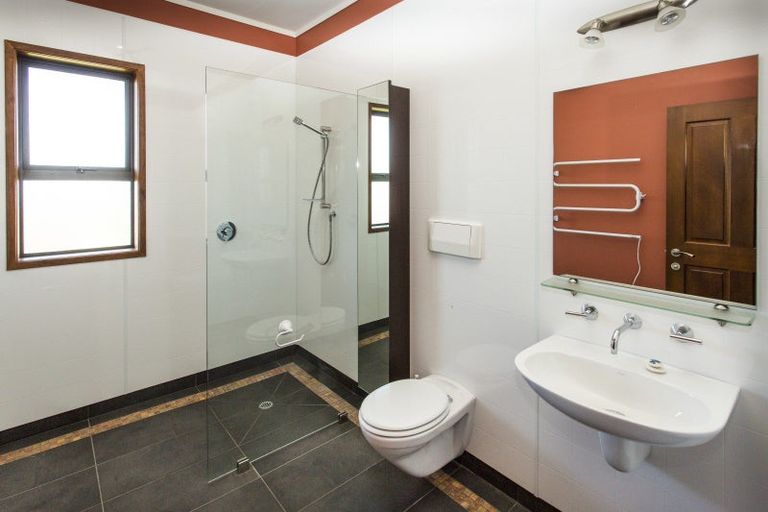 Photo of property in 19 Matheson Crescent, Albert Town, Wanaka, 9305