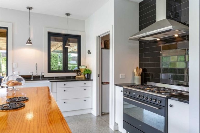 Photo of property in 22 Ellett Road, Karaka, Papakura, 2580