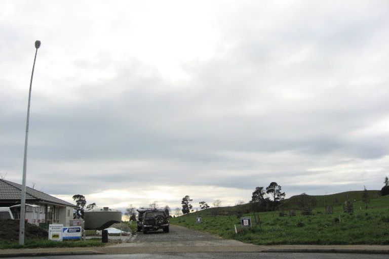 Photo of property in 8 Toiora Place, Takaka, 7110