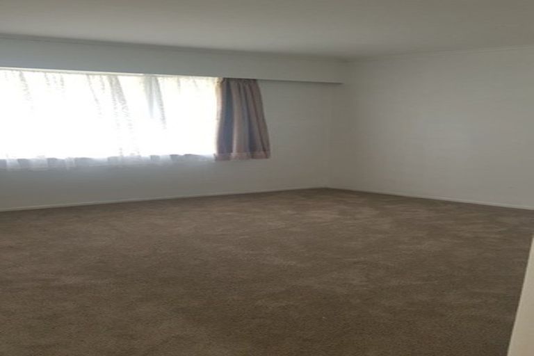 Photo of property in 1/285 Pakuranga Road, Pakuranga Heights, Auckland, 2010