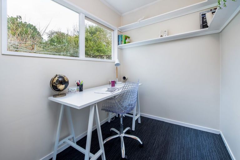 Photo of property in 1/39 View Road, Campbells Bay, Auckland, 0630