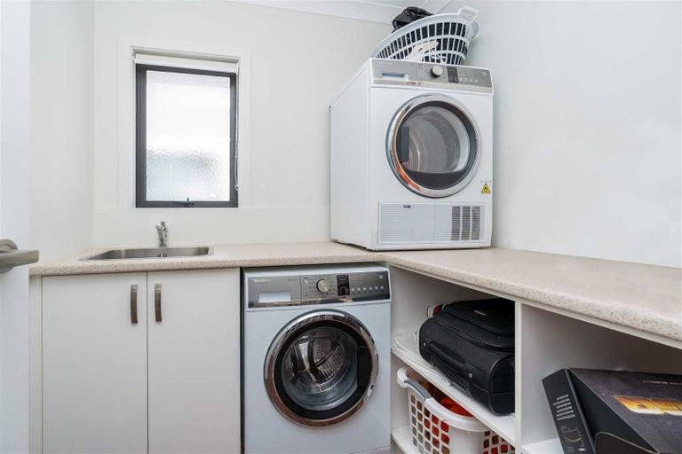 Photo of property in 1/62 Carrington Avenue, Silverdale, Hamilton, 3216