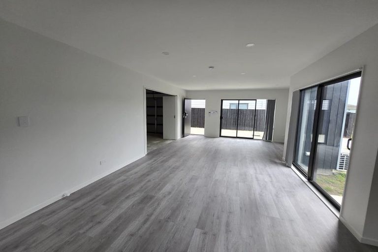 Photo of property in 20a Volante Avenue, Wattle Downs, Auckland, 2103