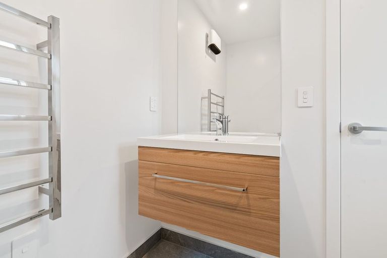 Photo of property in 32 John Holmes Road, Halswell, 8025