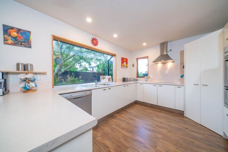 Photo of property in 21 Craven Street, Sockburn, Christchurch, 8042