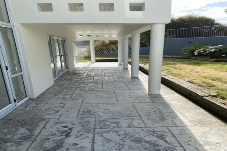 Photo of property in 19 Enticott Place, Huntsbury, Christchurch, 8022