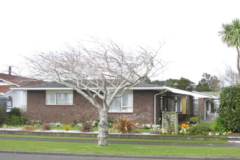 Photo of property in 1/14 Rawhiti Street, Vogeltown, New Plymouth, 4310