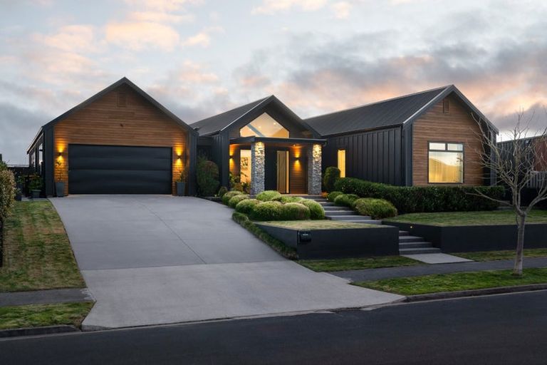 Photo of property in 49 Roy Hilton Drive, Flagstaff, Hamilton, 3210