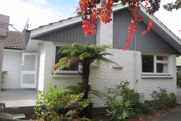 Photo of property in 3/42 Office Road, Merivale, Christchurch, 8014