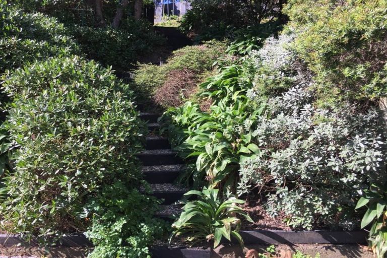 Photo of property in 181 Melbourne Road, Island Bay, Wellington, 6023