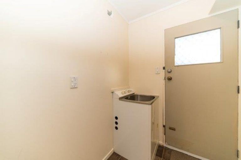 Photo of property in 718a Pioneer Highway, Takaro, Palmerston North, 4412