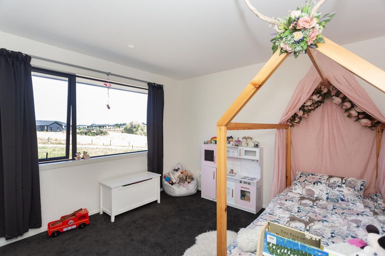 Photo of property in 405 Parsons Road, Weston, Oamaru, 9492