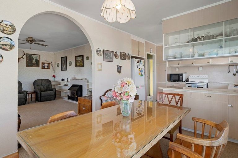 Photo of property in 52 Bureta Road, Otumoetai, Tauranga, 3110