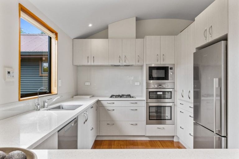 Photo of property in 51 Chesham Avenue, Waipahihi, Taupo, 3330