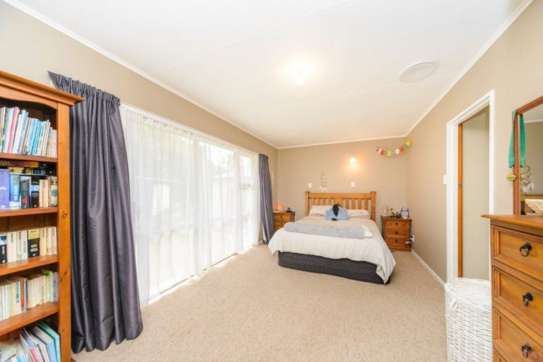 Photo of property in 55 Botanical Road, Takaro, Palmerston North, 4412